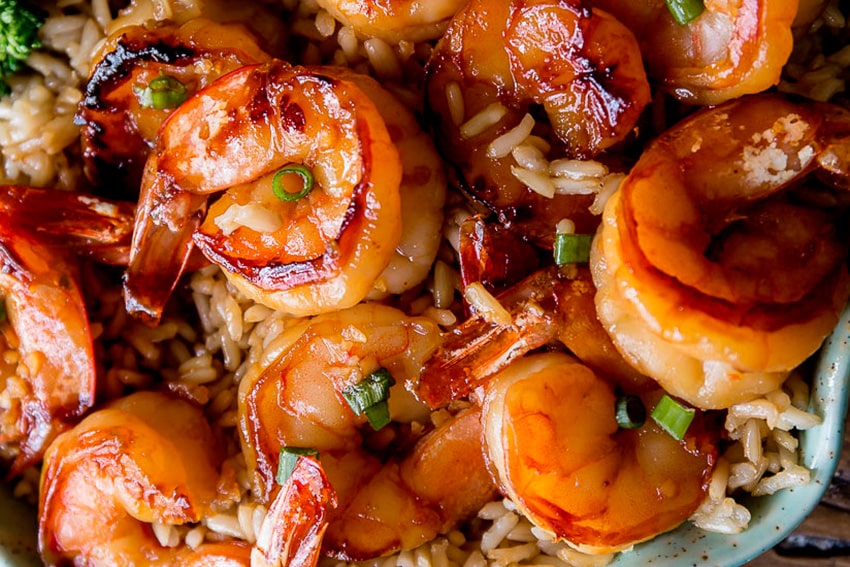 Camarão ao alho com receita de mel
