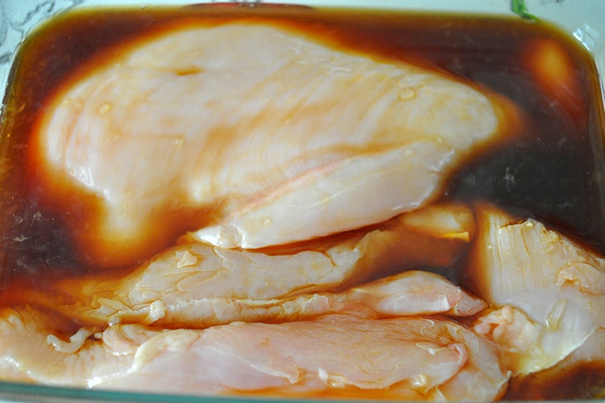 Salada Cesar 1 marinada de frango