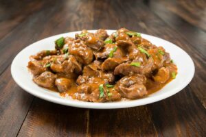 Leia mais sobre o artigo Moelas de frango ao molho