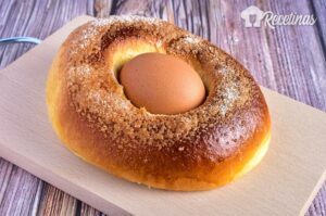 Leia mais sobre o artigo Mona de Páscoa tradicional