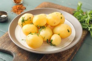 Leia mais sobre o artigo Batatas De Microondas